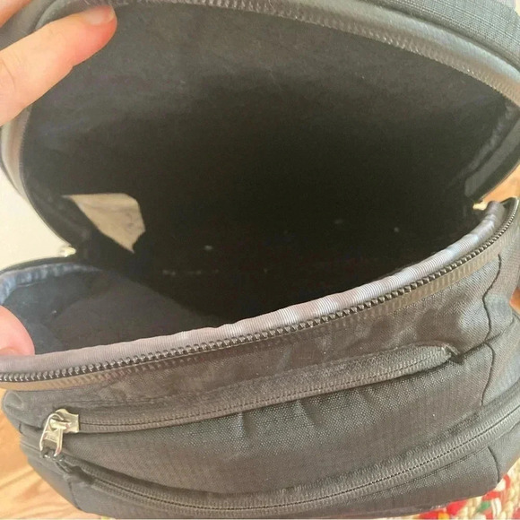 L.L.  Bean black backpack - Picture 9 of 12